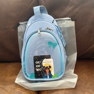 Pinny Planet Blue Adventure pin bag, new never used!